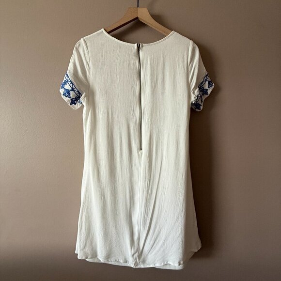 Women's M Lulus Tale to Tell Blue and Ivory Embroidered Shift Dress - Picture 5 of 10